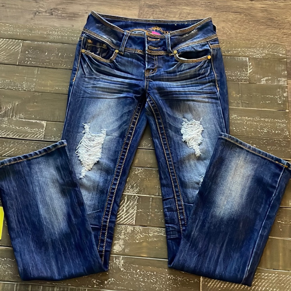 Almost Famous jeans💐
